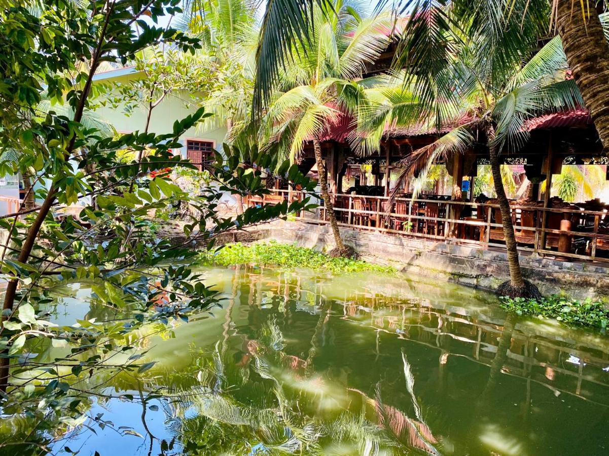 Khach San Sao Mai Hotel Ben Tre Buitenkant foto